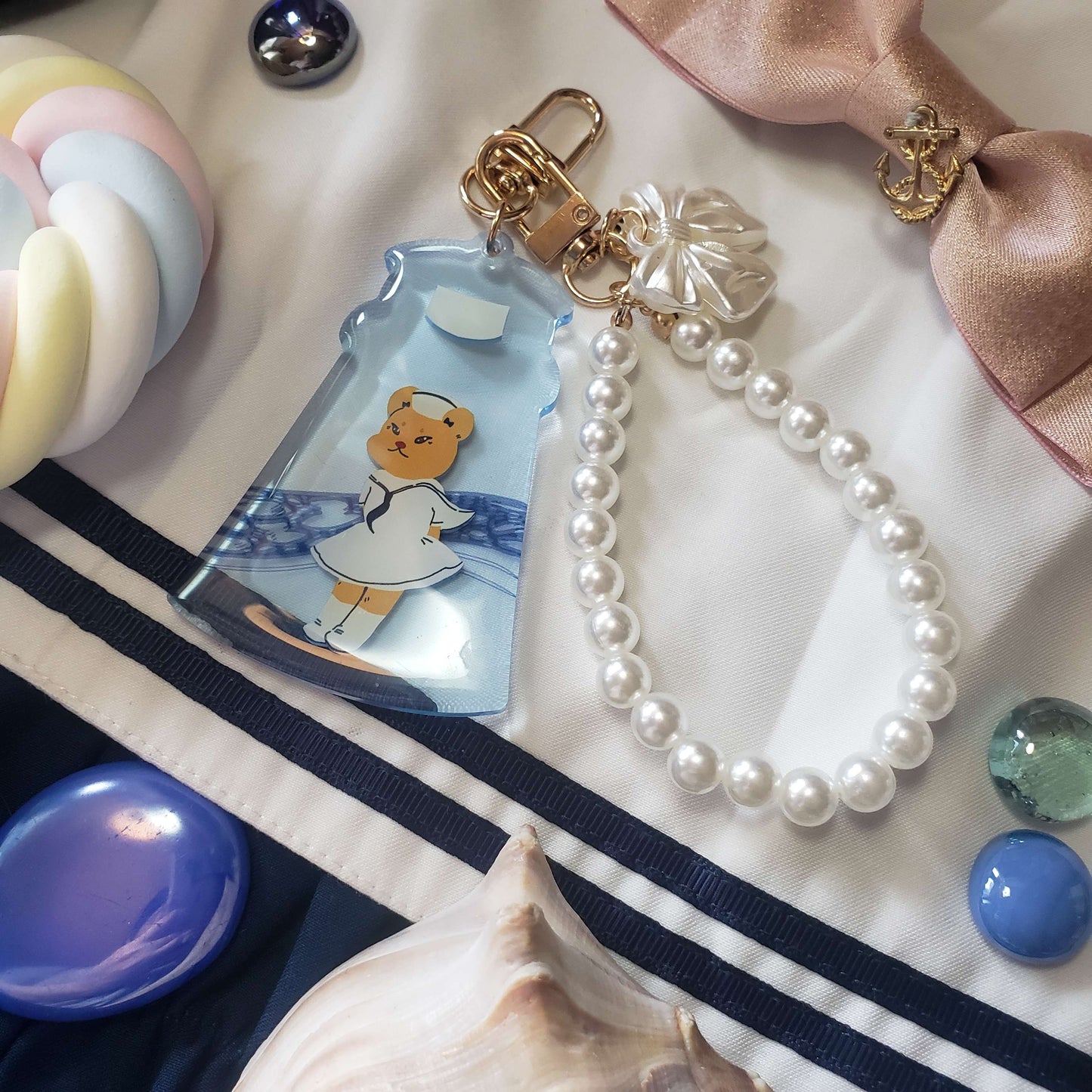 Pearl Bay Memories Lighthouse Charms [Last stock]