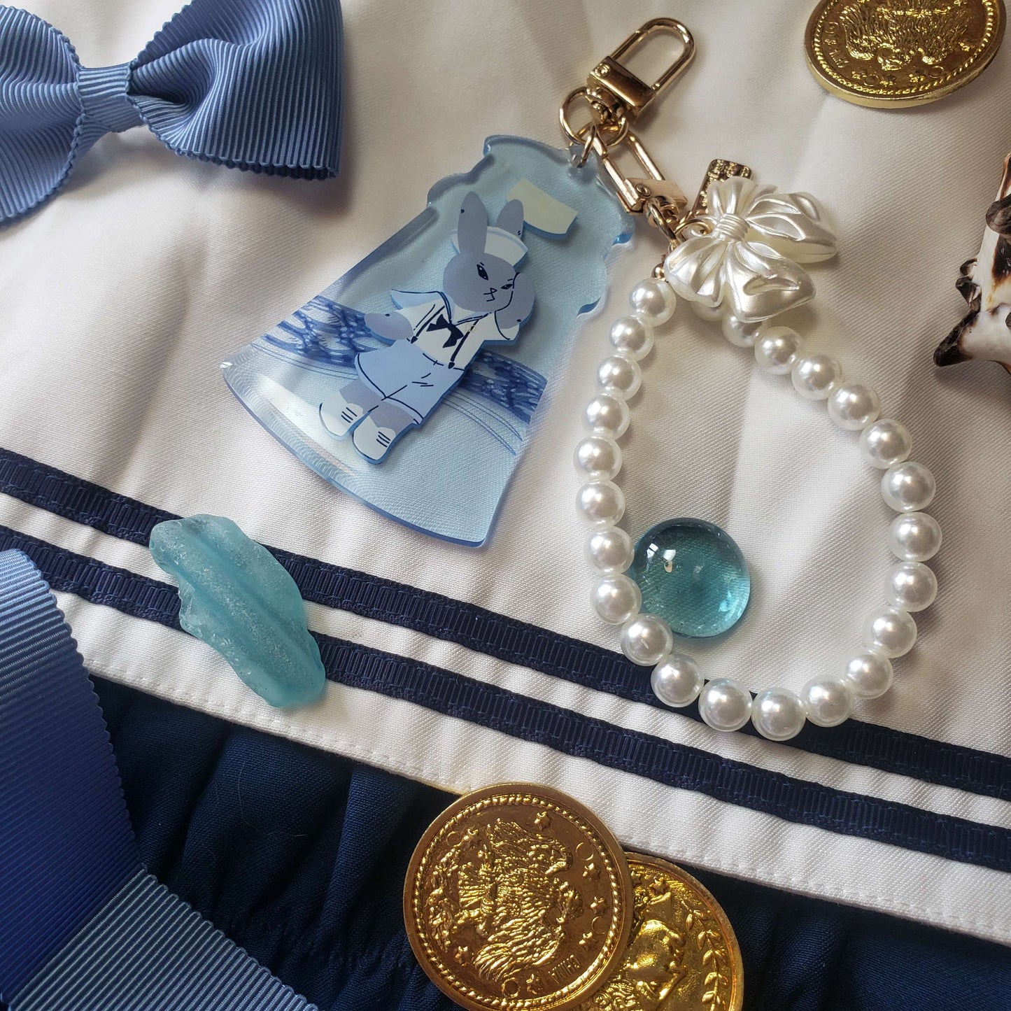 Pearl Bay Memories Lighthouse Charms [Last stock]