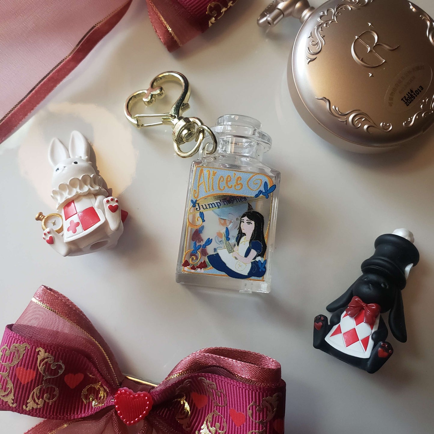 Jump-n-fly's Candy Shaker Charm