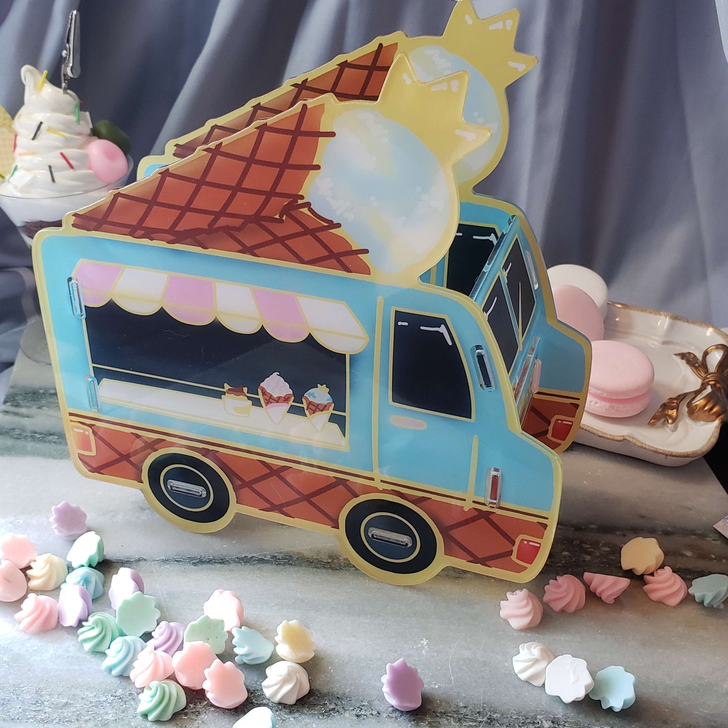 Sweet Cream Ice Cream Truck Pen Holder