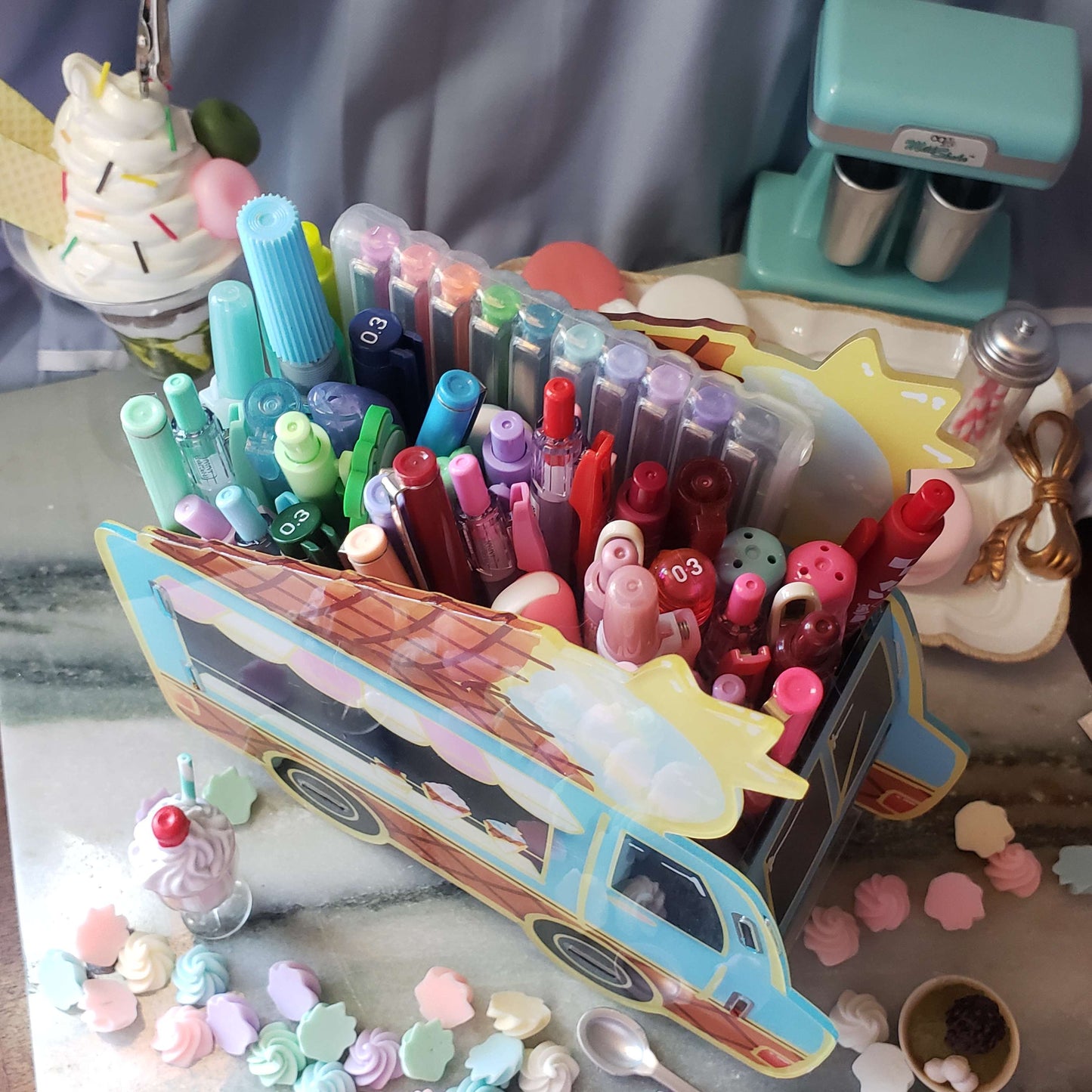 Sweet Cream Ice Cream Truck Pen Holder