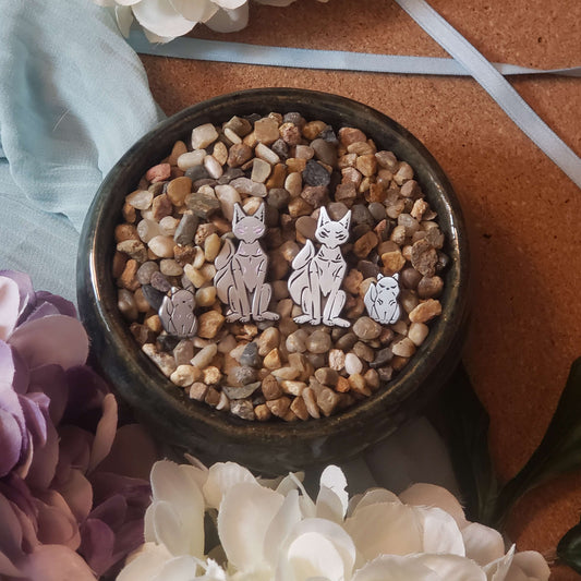 Kitsune Statue Pearl Enamel Pins