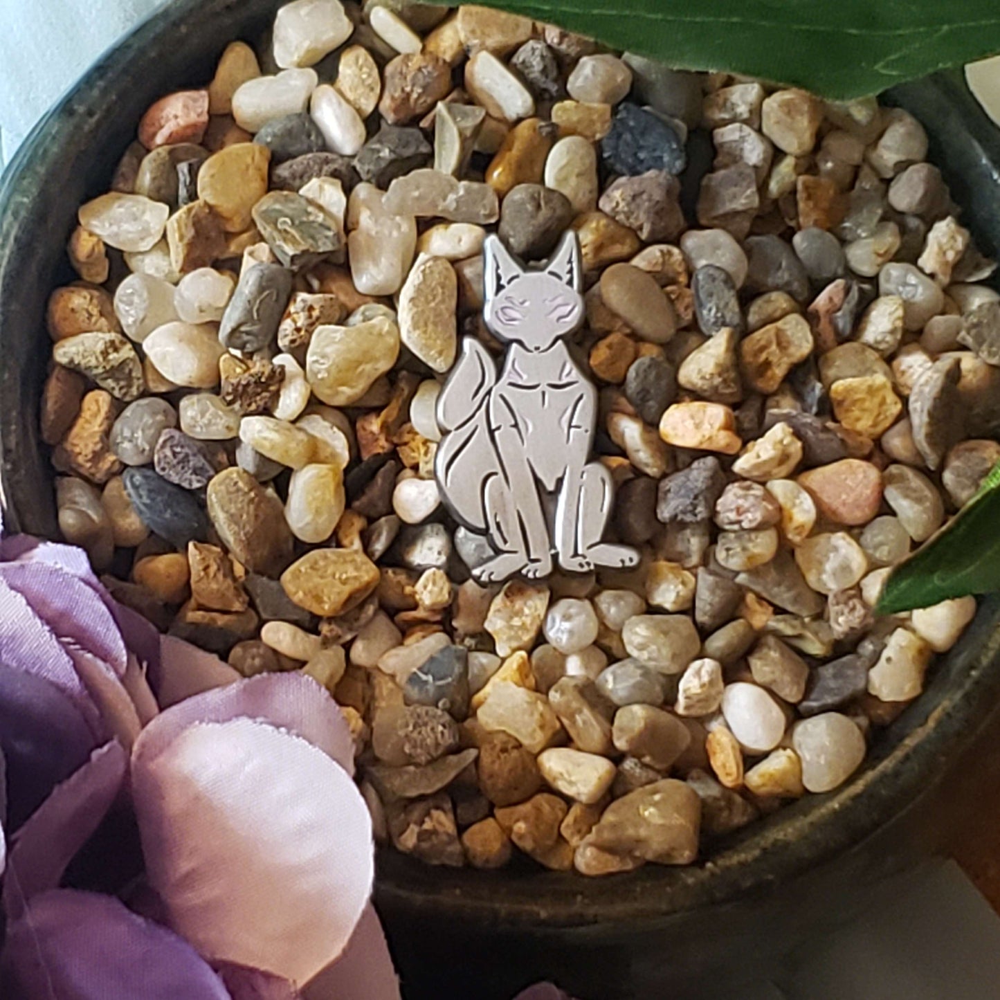 Kitsune Statue Pearl Enamel Pins